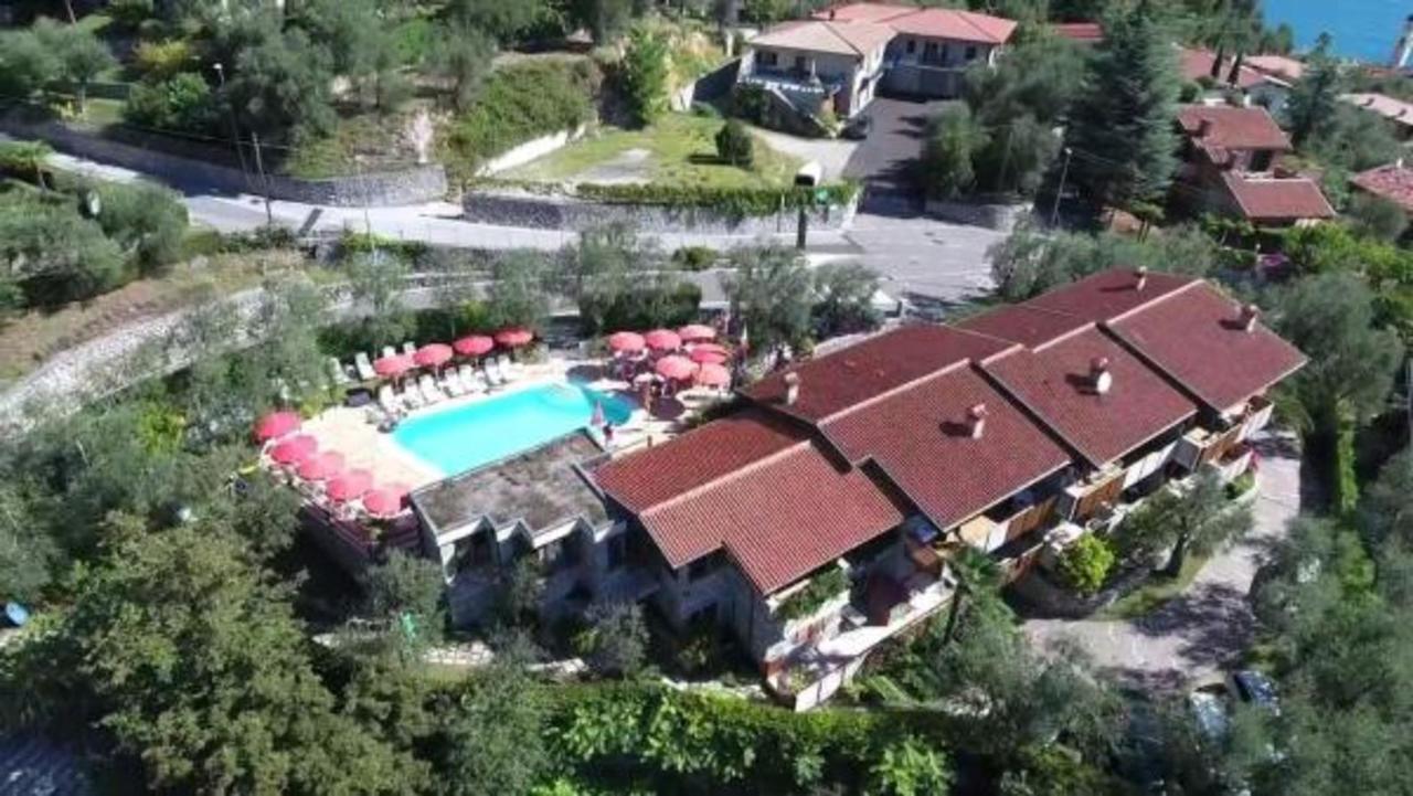 Residence Miravalle Лимоне-суль-Гарда Экстерьер фото